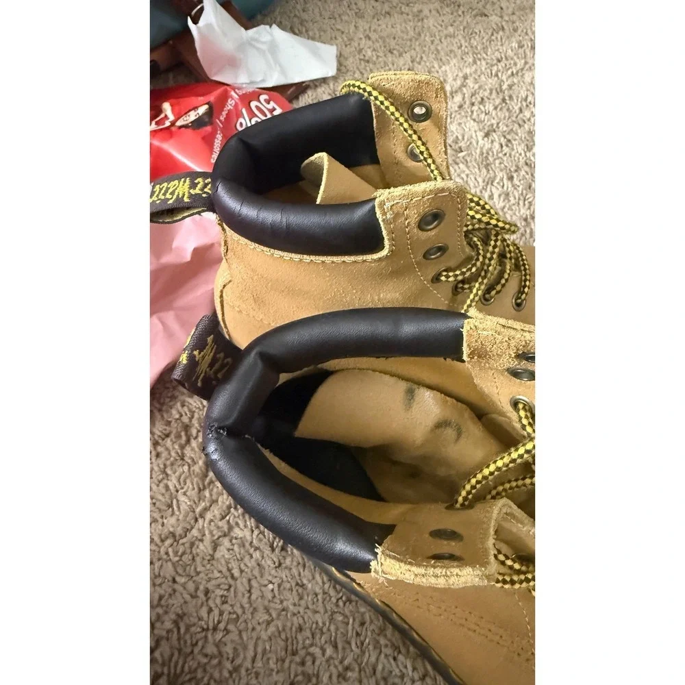 Dr.‎ Martens 939 Tan Nubuck Leather 6-Eye Padded Collar Boots Mens 7